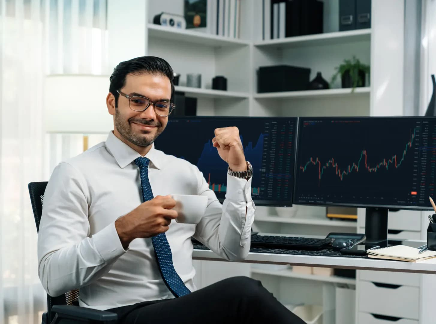 MSCI Modernizes Finance & Reporting with SAP Transformation background